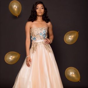 Beautiful formal Gold Dress